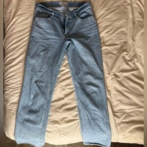 Abercrombie & Fitch the baggy low rise jeans